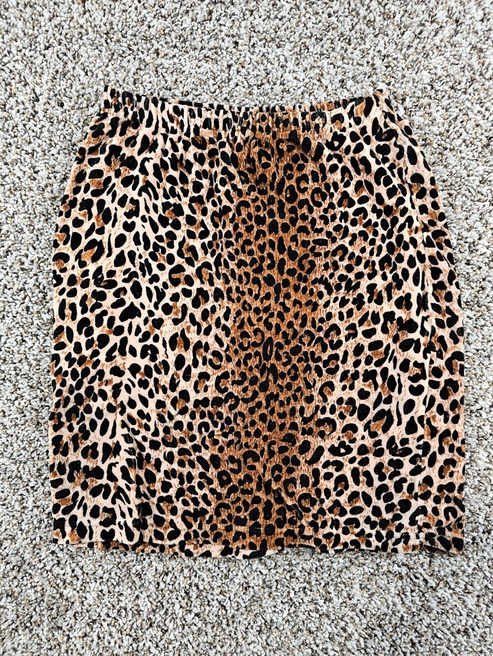 Vintage Y2K Vittadini Womens Sz M Knee Length Pencil Skirt Leopard Print Velvet